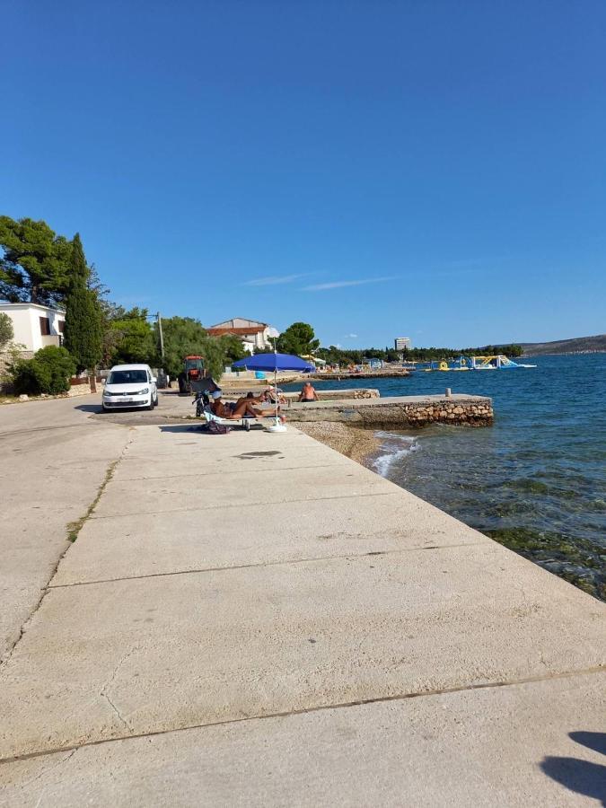 Apartmani Ficurin Starigrad Paklenica Ngoại thất bức ảnh