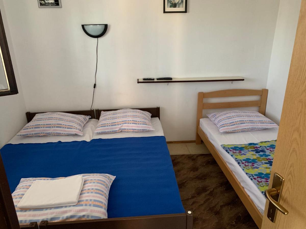Apartmani Ficurin Starigrad Paklenica Ngoại thất bức ảnh