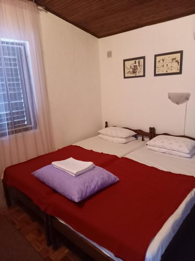 Apartmani Ficurin Starigrad Paklenica Ngoại thất bức ảnh