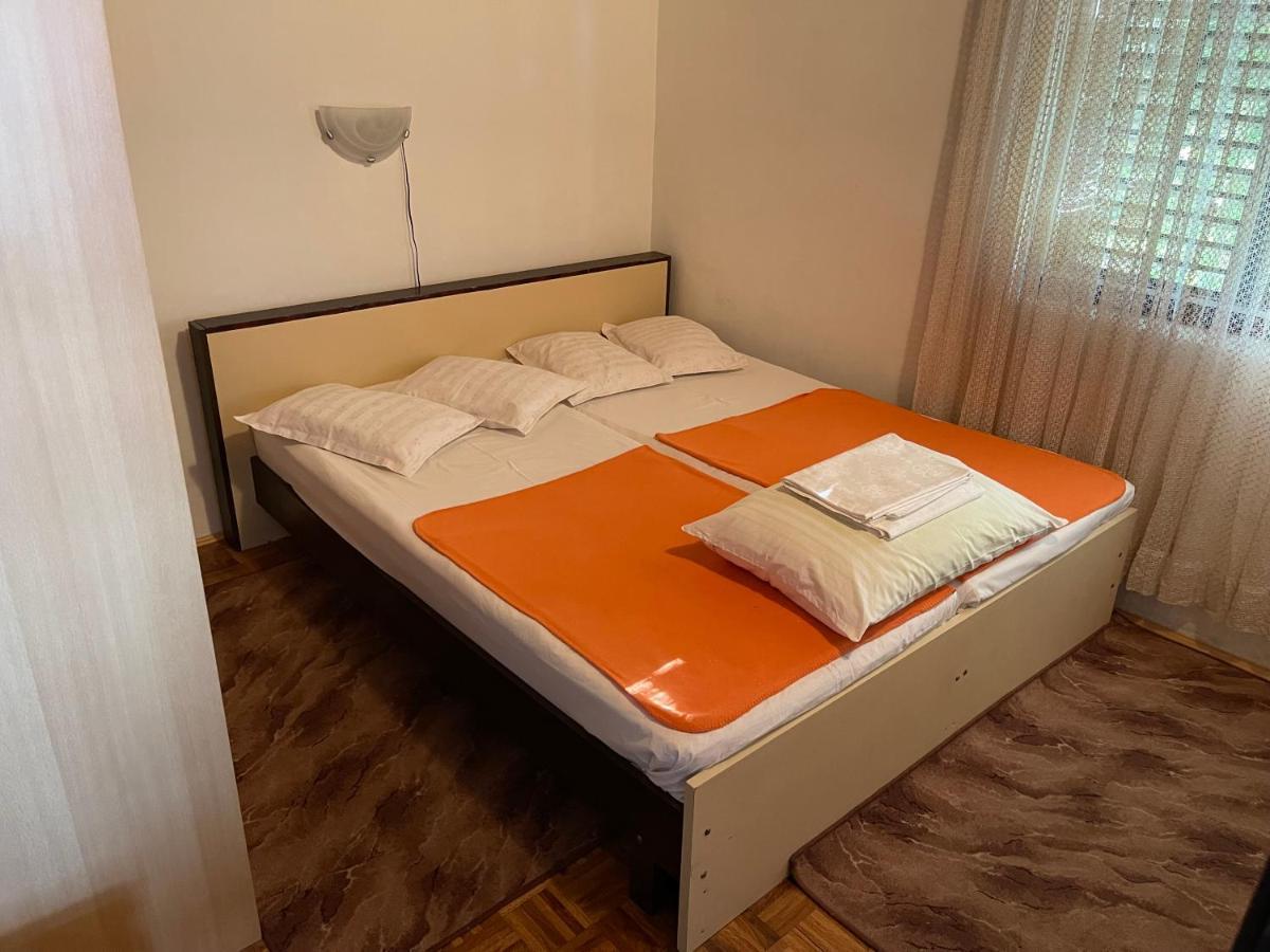 Apartmani Ficurin Starigrad Paklenica Ngoại thất bức ảnh