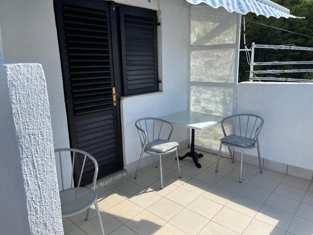 Apartmani Ficurin Starigrad Paklenica Ngoại thất bức ảnh